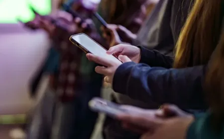 Rencana Larangan Media Sosial untuk Remaja di Bawah 16 Tahun Jadi Sorotan UE