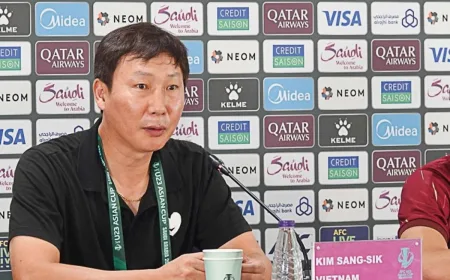 John Herdman Bahagia, Kim Sang-sik Dirumorkan Tak Lagi Pimpin Timnas Vietnam U-23 2026