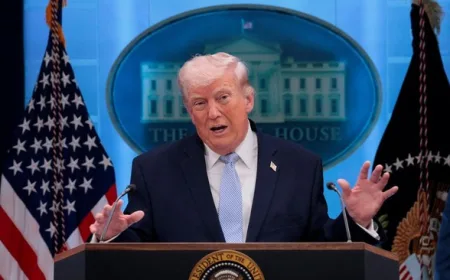 Update Kapal Lewat Selat Hormuz: Trump Umumkan Buka Permanen, Apa Dampaknya?