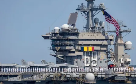 Kapal Induk Nuklir AS USS Dwight D Eisenhower Terbakar, 3 Pelaut Luka