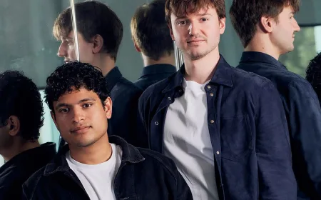 Startup AI Senilai $10 Miliar yang Siap Gantikan Pekerjaan Profesional Kantoran