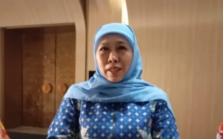 Kadis ESDM Jatim Ditahan atas Kasus Pemerasan Rp2,36 Miliar, Khofifah Hormati Proses Hukum