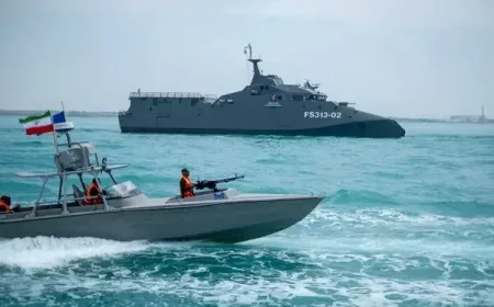 Militer Iran Tembaki Kapal Tanker di Selat Hormuz, AS Diprediksi Alami Kekalahan Baru