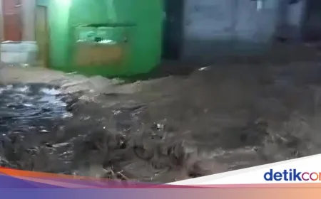 Banjir Melanda 4 Kampung di Cigudeg Bogor, 199 Rumah Terendam Lumpur