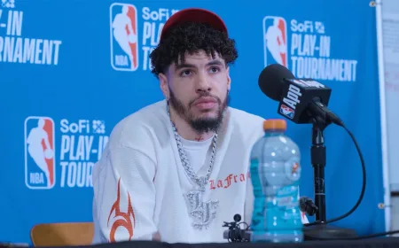 LaMelo Ball Tegaskan Tidak Ada Perselisihan dengan Bam Adebayo Usai Play-in NBA 2026