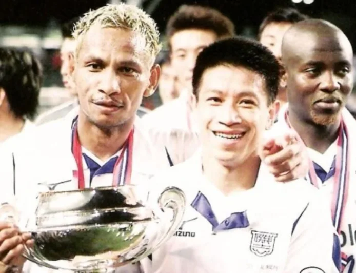 Rochy Putiray, Legenda Timnas Indonesia yang Pernah Cetak Gol ke Gawang AC Milan