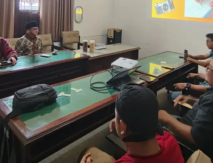 Peran Media Sosial Kian Vital, Fraksi Golkar DPRD Tulungagung Dorong Komunikasi Positif