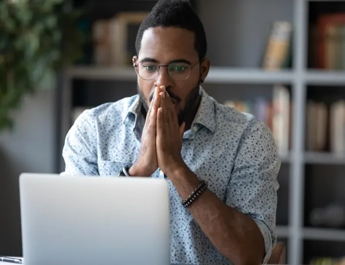 Langkah Mengejutkan Cathie Wood di Saham AI, Haruskah Anda Ikuti?