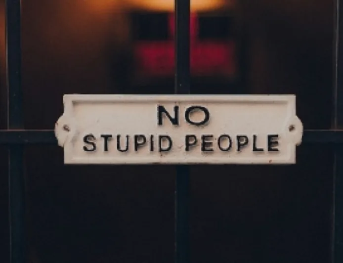 Krisis Role Model di Media Sosial: Stop Membuat Orang Bodoh Terkenal!