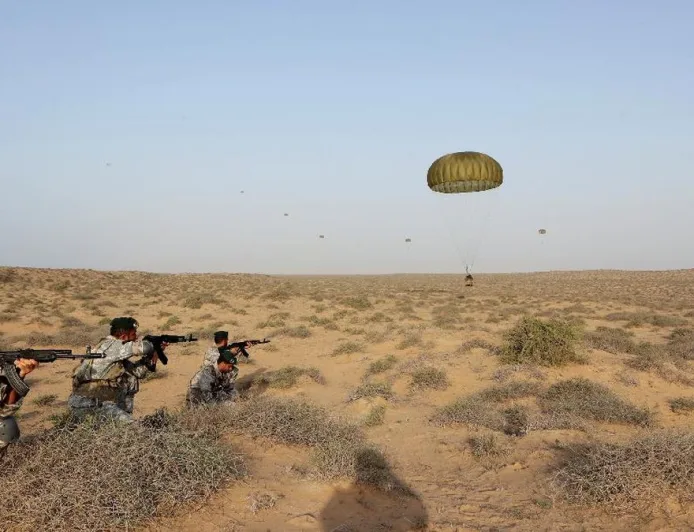 Pasukan Baret Hijau Iran yang Pernah Dilatih AS Siap Hadapi Invasi Trump