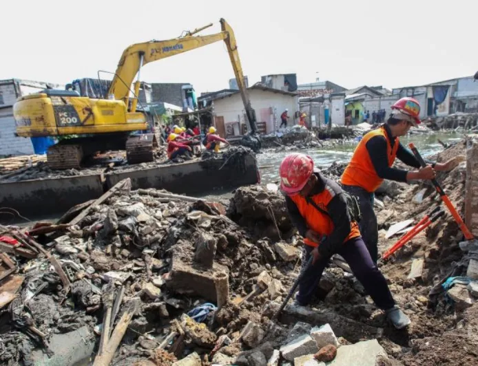 Pemkot Surabaya Integrasikan Saluran Air ke Rumah Pompa untuk Atasi Banjir
