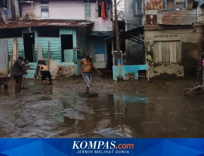 Banjir di Kampung Aur Medan: Puluhan Rumah Terendam hingga 7 Jam Akibat Luapan Sungai Deli