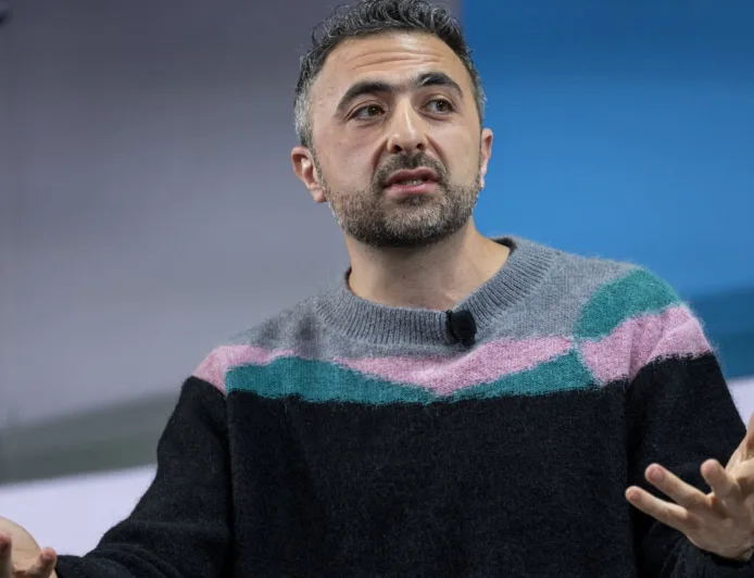 Microsoft Luncurkan Model AI Kelas Menengah di Tengah Batasan Komputasi