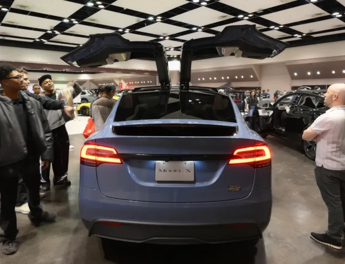 Penjualan Mobil Listrik Tesla Mengecewakan, Elon Musk Fokus ke Masa Depan AI