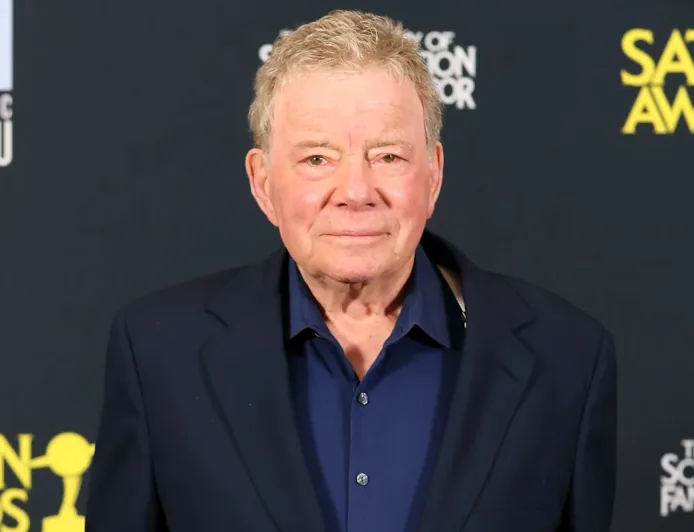 Facebook Hapus Halaman Setelah William Shatner Kecam Berita Palsu AI Tentang Dirinya