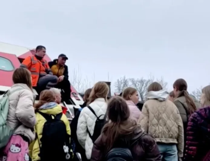 Kecelakaan Kereta Anjlok di Rusia: Penumpang Panik, 7 Luka-luka Akibat Rel Rusak