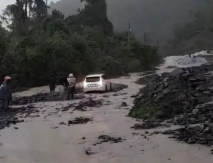 Akses Jalan Trans Touna Kembali Normal Setelah Banjir, Bisa Dilalui Kendaraan