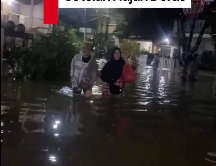Banjir Pondok Ijo Ciputat Capai 90 Cm Usai Hujan Deras, Simak Videonya