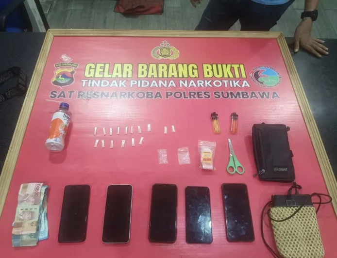 5 Terduga Pelaku Narkoba Diamankan Polres Sumbawa dengan Barang Bukti 16 Poket Sabu