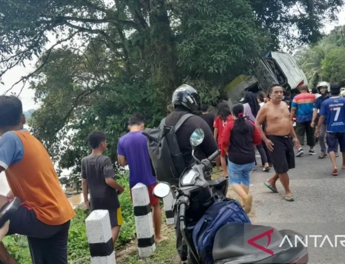 Kecelakaan Bus Damri di Sanggau Kalbar, Satu Penumpang Meninggal dan Puluhan Luka