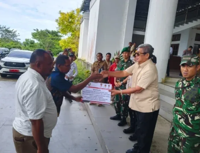 Pemkab Maluku Tenggara Distribusikan Bantuan Sosial untuk Warga Ohoi Danar Terdampak Konflik