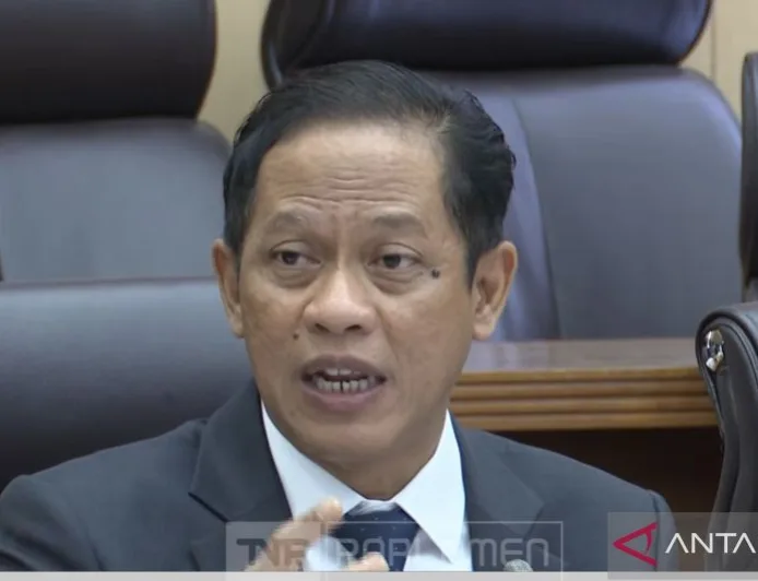 KLH Beri Sanksi 67 Perusahaan Penyebab Banjir di Sumatra Tahun Lalu