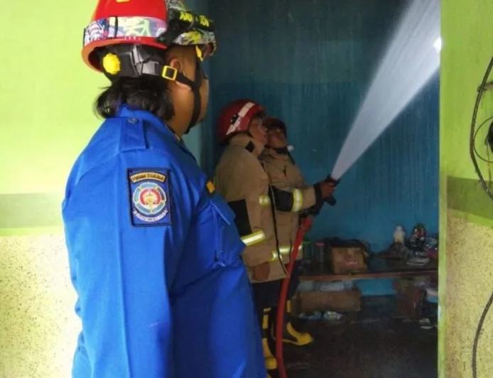 BPBD Tulungagung Tanggap Cepat Tangani Longsor di Pagerwojo, Rumah Rusak Parah
