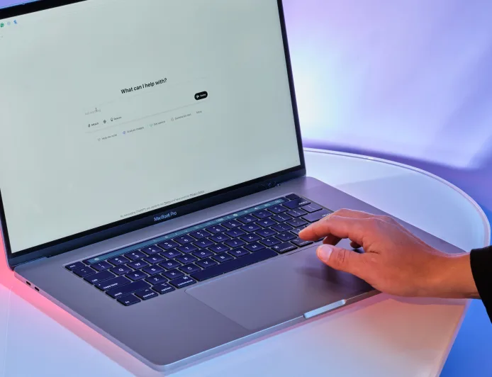 Kecerdasan Buatan Mengubah Wajah Keamanan Siber: Ancaman dan Solusinya