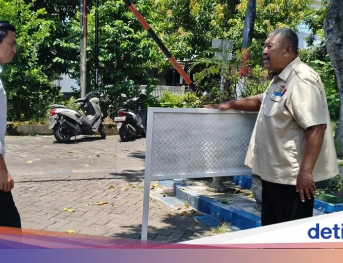 Lansia Penutup 'Selat Hormuz Sidokare' di Sidoarjo Batalkan Rencana Tempuh Jalur Hukum
