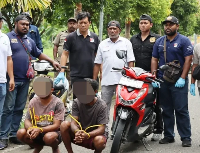 Polda Papua Barat Bekuk Dua Pelaku Pencurian Patung Kasuari di Kantor Gubernur