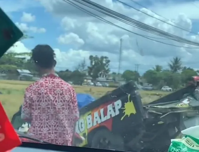 Kecelakaan Maut di Pringsewu: Mobil Pikap Tabrak Motor, 2 Tewas di Tempat