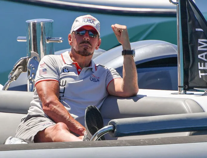 Goldman Sachs Peringatkan Gelombang PHK Akibat Dominasi AI di Sektor Teknologi