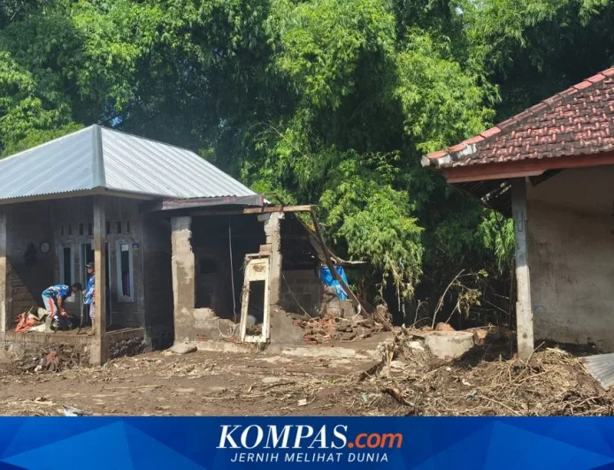 18.140 Ton Beras Disalurkan Tangani Banjir Bandang di Buleleng Bali