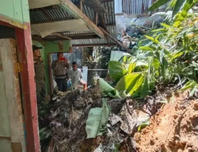 Longsor Terjang Rumah Warga Lingkas Ujung Tarakan Timur, Ini Kronologinya