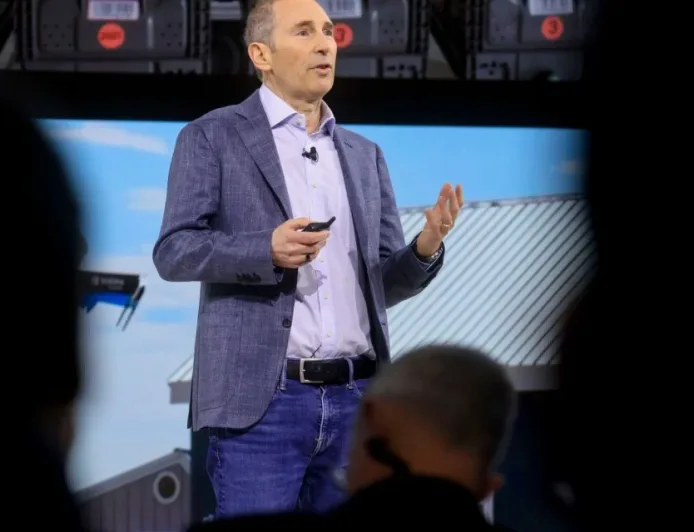 CEO Amazon Andy Jassy Tegaskan Pentingnya Investasi Besar di AI Tahun 2026