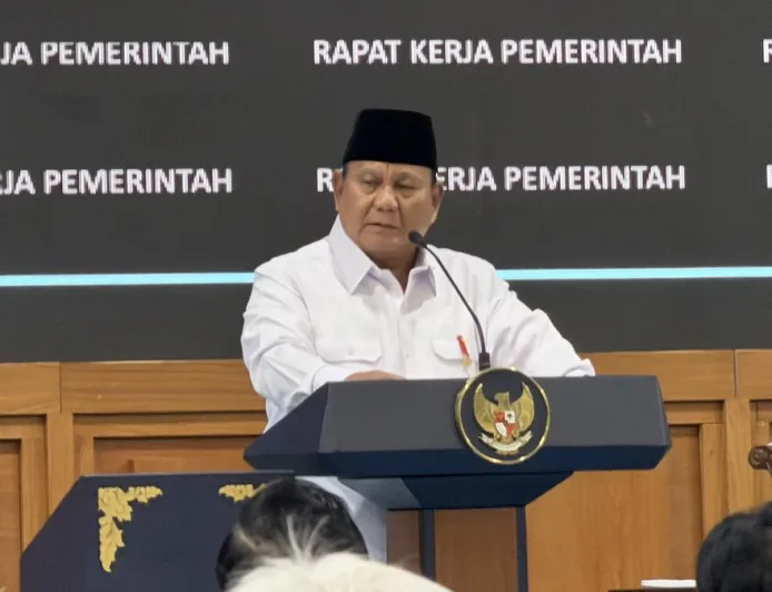 Kumpulan Hoaks Seputar Prabowo: Dari Dana Bantuan Palsu hingga Isu MBG Dihentikan
