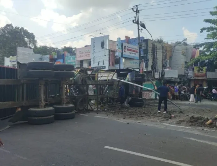 Kecelakaan di Tanjakan Silayur Kembali Terjadi, Dishub Terapkan Pembatasan Ketat