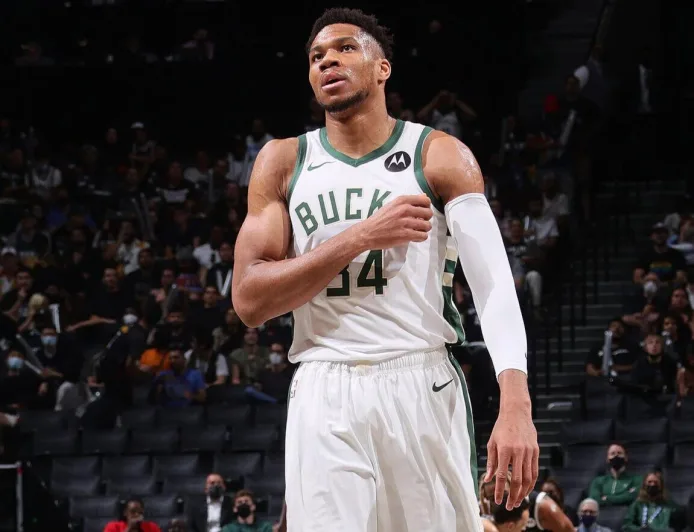 Giannis Absen di Pertandingan Kandang Terakhir Milwaukee Bucks Musim Ini