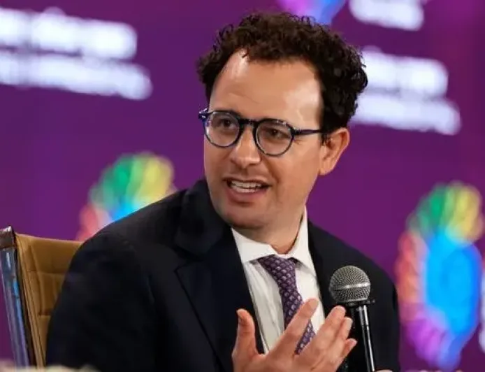 Anthropic Luncurkan Claude untuk Word, Tantangan Baru bagi Kerajaan Microsoft