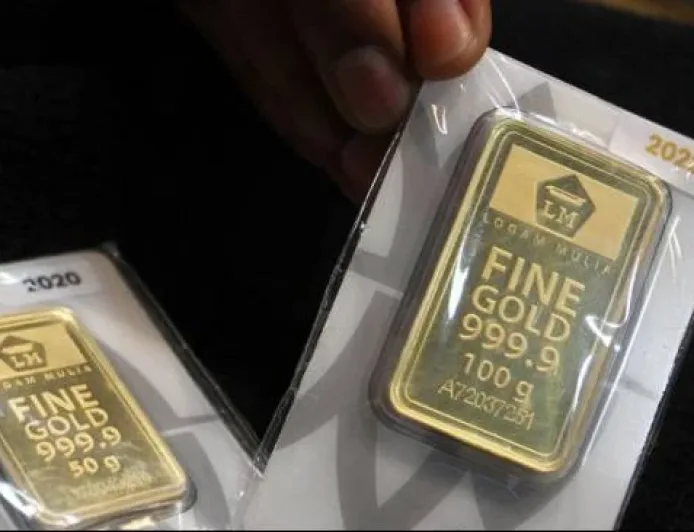 Harga Emas Antam Turun Rp42.000 Jadi Rp2,818 Juta per Gram Hari Ini