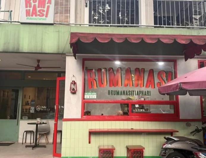 Fenomena Warteg Kekinian: Indikasi Kelas Menengah Makin Terjepit di Jakarta