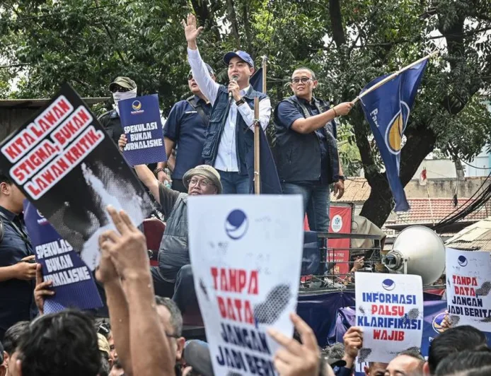 Kader NasDem Murka ke Tempo: Kritik soal Sampul Surya Paloh dan Isu Merger