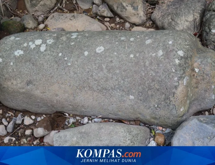 Watu Lontong di Purworejo Diduga Peninggalan Mataram Kuno Terancam Rusak Akibat Banjir