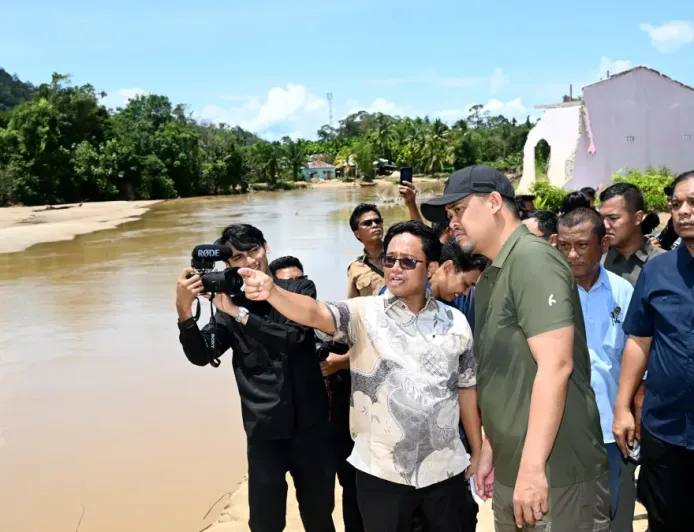 Bobby Nasution Tinjau Banjir Tapteng dan Janji Percepat Pembangunan Tanggul
