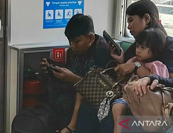 Pembatasan Media Sosial Anak di Bawah 16 Tahun Berdasarkan PP Tunas untuk Kesehatan Mental