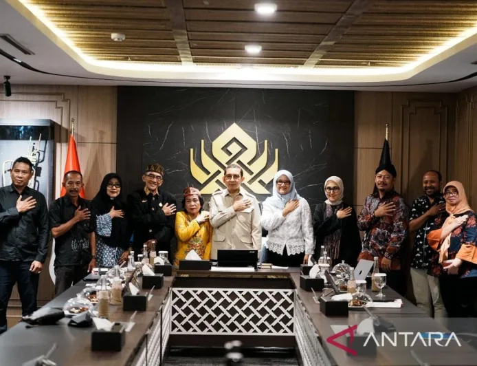 Pemerintah Dukung Penguatan Narasi Sejarah dan Hukum Adat Tumbang Anoi