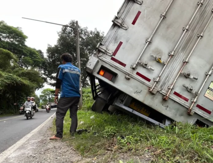 Jeje Selamat Usai Alami Rem Blong dan Kecelakaan di Jalan Cicau Bandung Barat