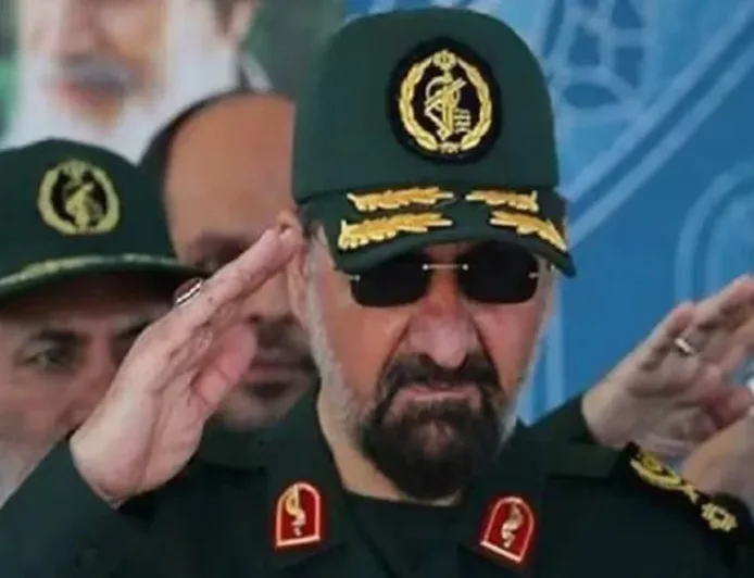 Iran Tantang AS Perang Darat: Ancaman Sandera dan Serangan Kapal Perang