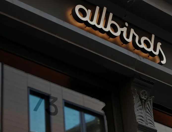 Era 'Long Island AI': Merek Sepatu Allbirds Beralih Total ke AI dengan Lonjakan Saham 700%