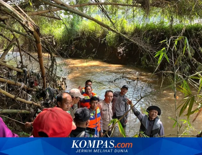 Banjir Kabupaten Bandung Terjang Banjaran, 2 Korban Jiwa Terseret Arus Sungai
